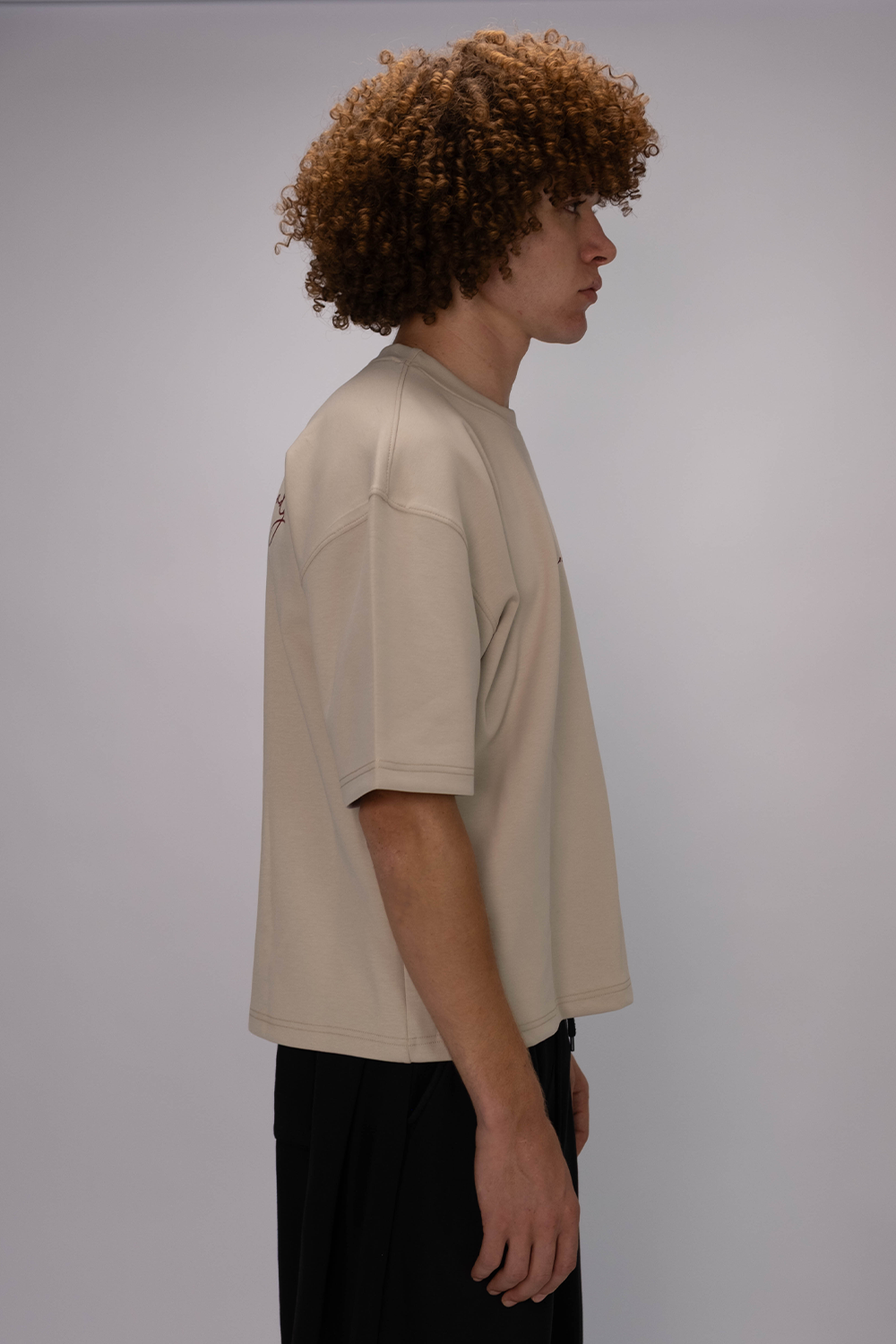 Signature Box Fit Tee – Sand Beige
