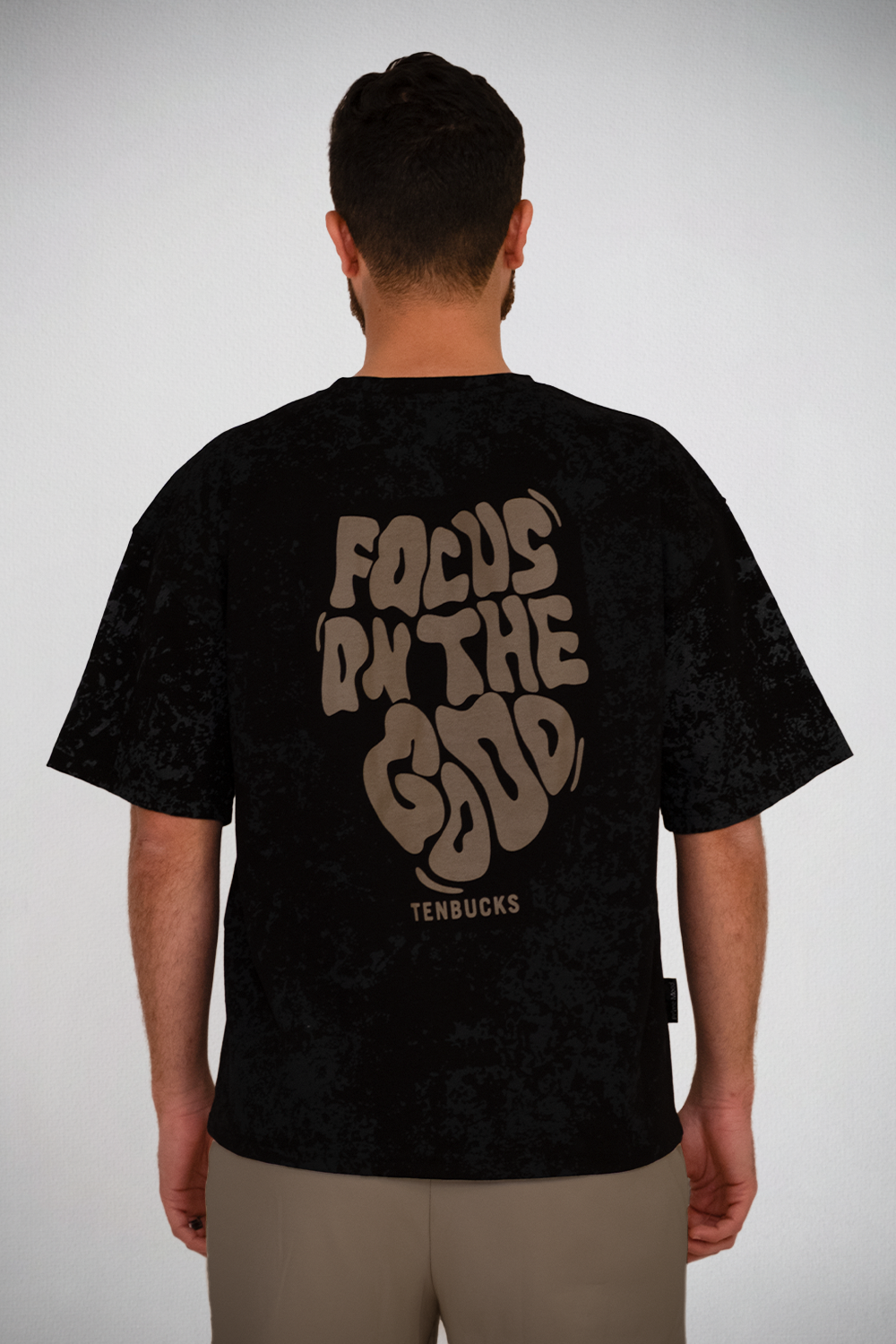 Focus Tee – Night Edition